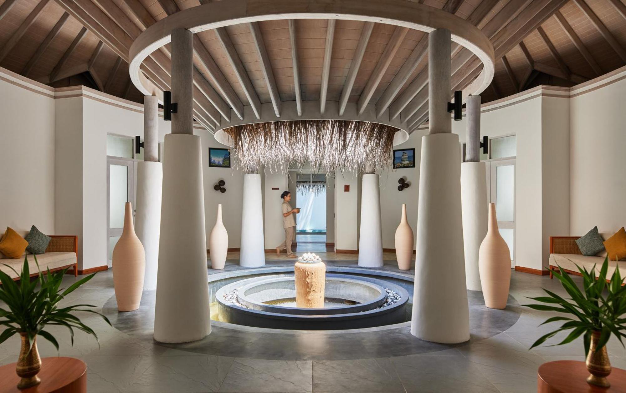 Nh Maldives Kuda Rah - Of 5 Nights Or More, 40 Percent Off Shared Roundtrip Transport 5* Dhangethi