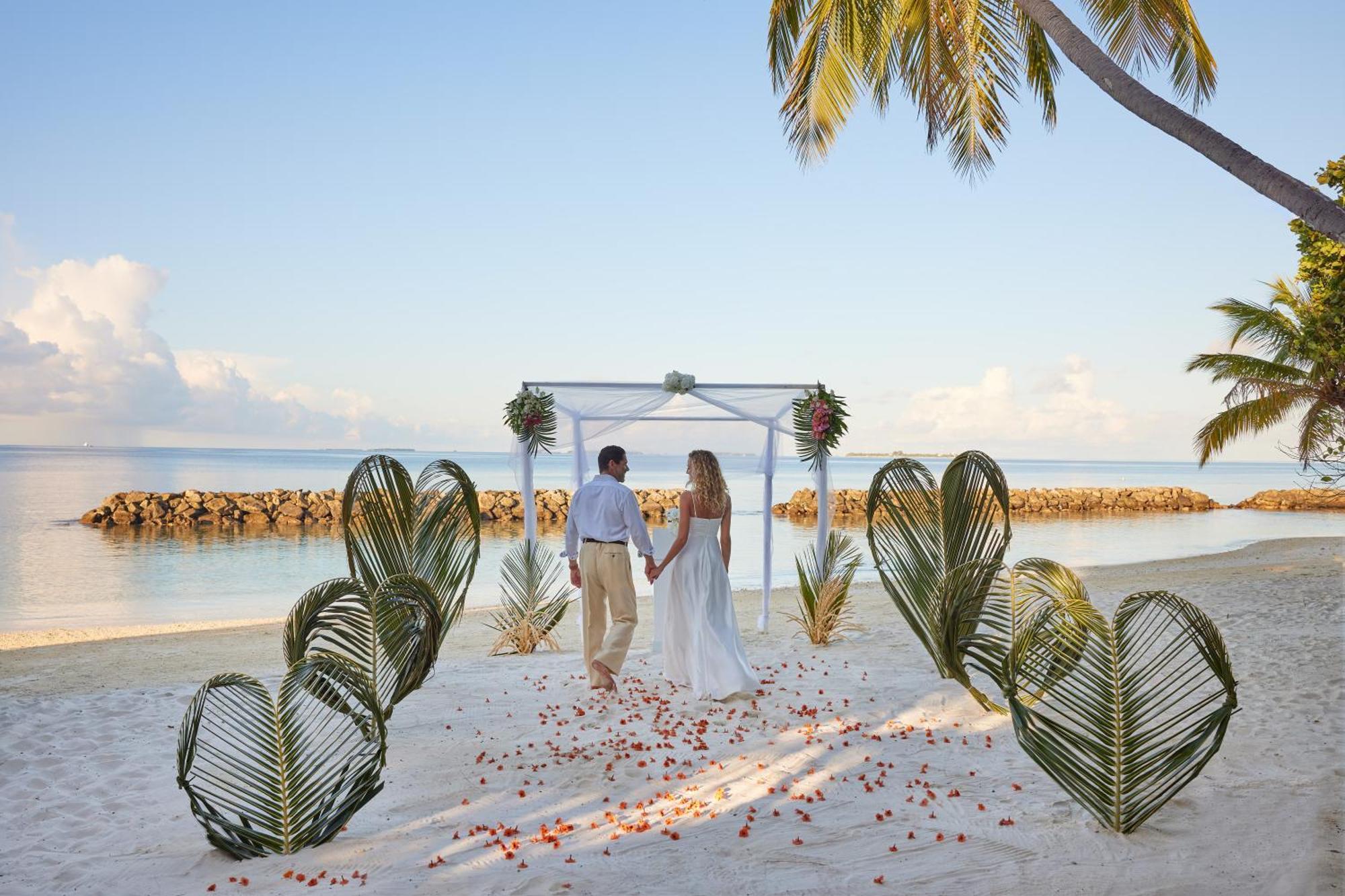 Nh Maldives Kuda Rah - Of 5 Nights Or More, 40 Percent Off Shared Roundtrip Transport Resort Dhangethi